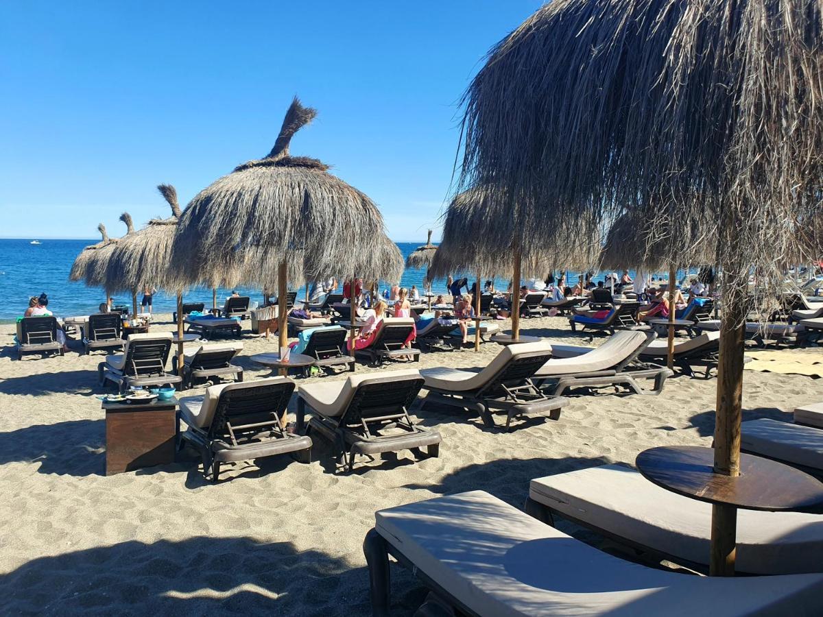 Luxury Beachfront Apartment With Pool, Sauna, Fitness And Gym In Province Malaga, Andalusia Міхас Екстер'єр фото